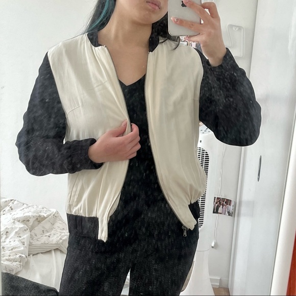 Black and white bomber jacket - Picture 1 of 3